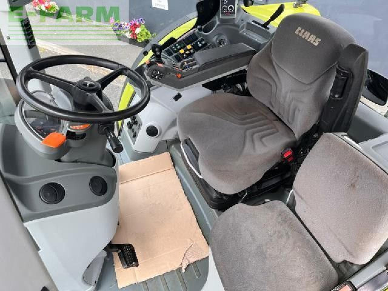 Farm tractor CLAAS USED ARION 650