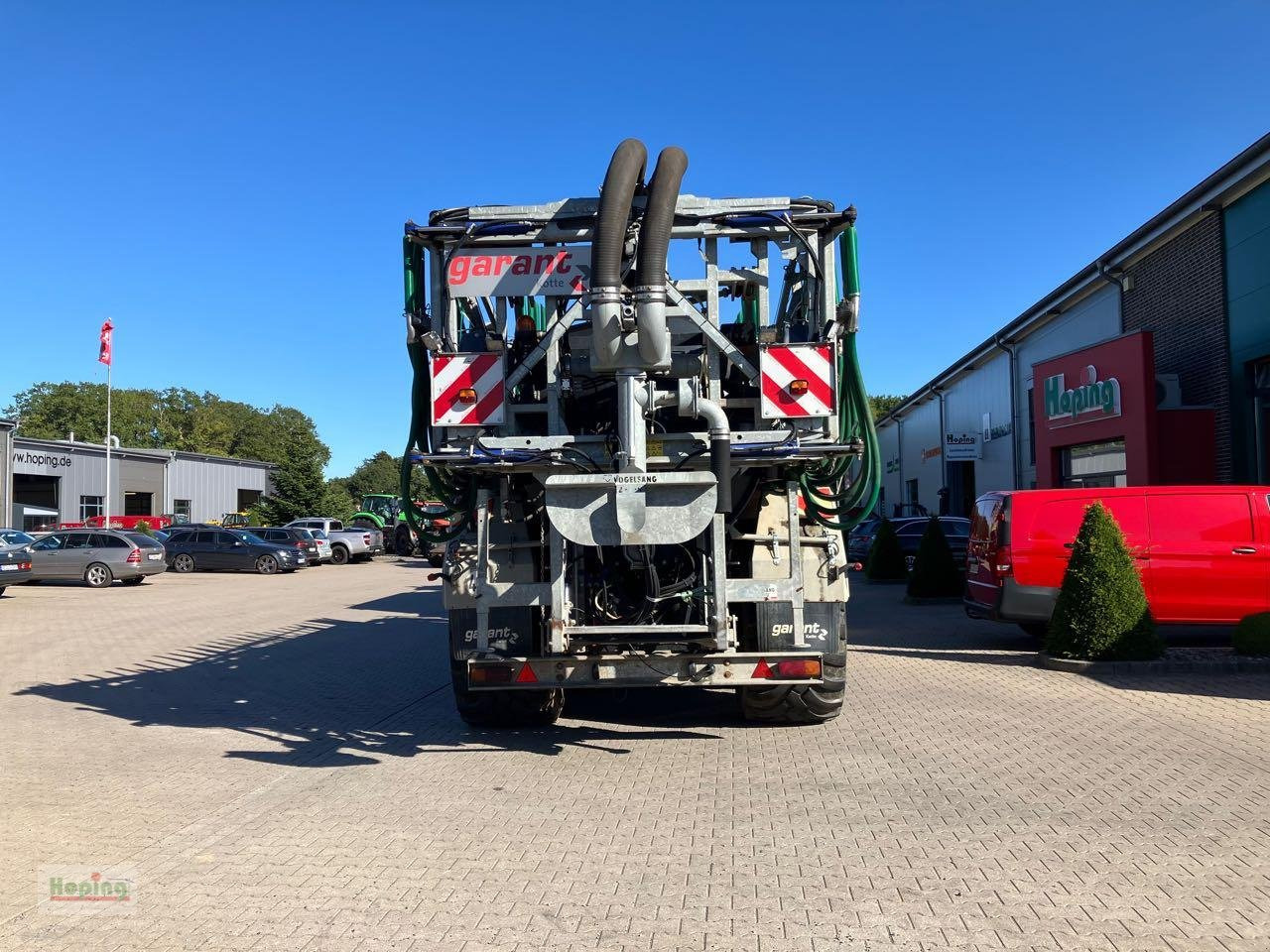 Farm tractor CLAAS Xerion 4000 Saddle Trac Gülletechnik