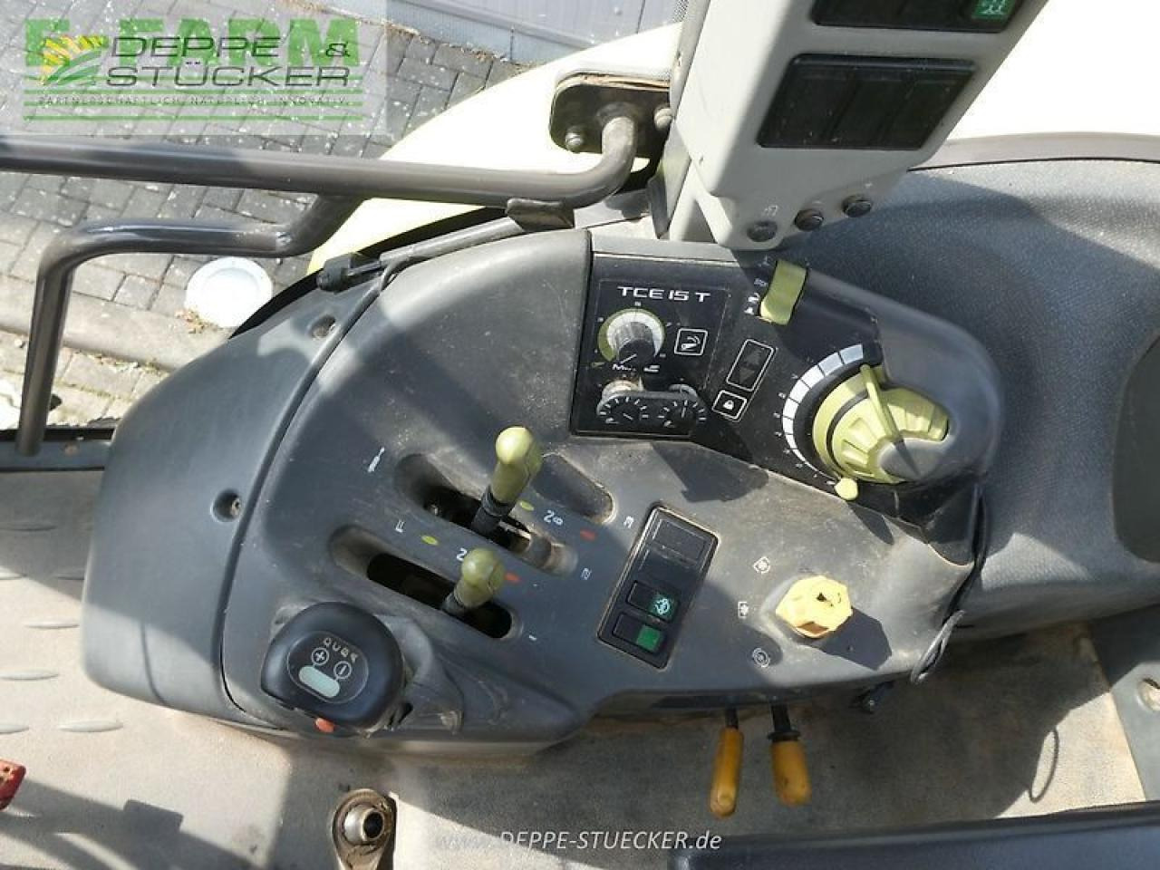 Farm tractor CLAAS ares 557 atz ATZ