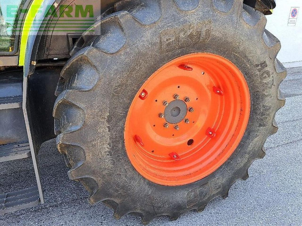 Farm tractor CLAAS ares 826