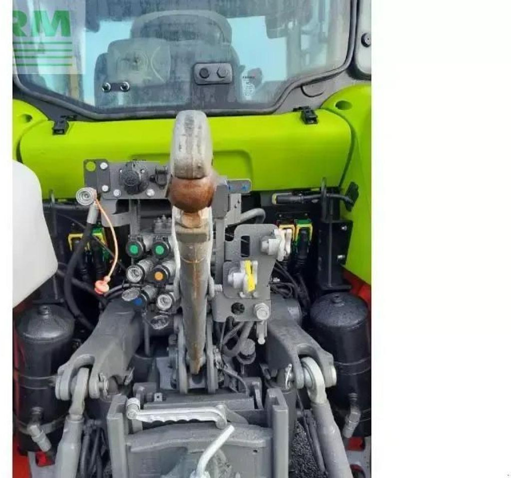 Farm tractor CLAAS arion410