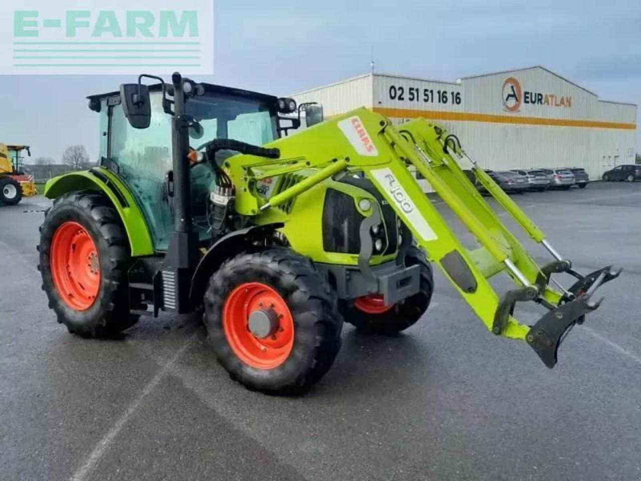Farm tractor CLAAS arion410