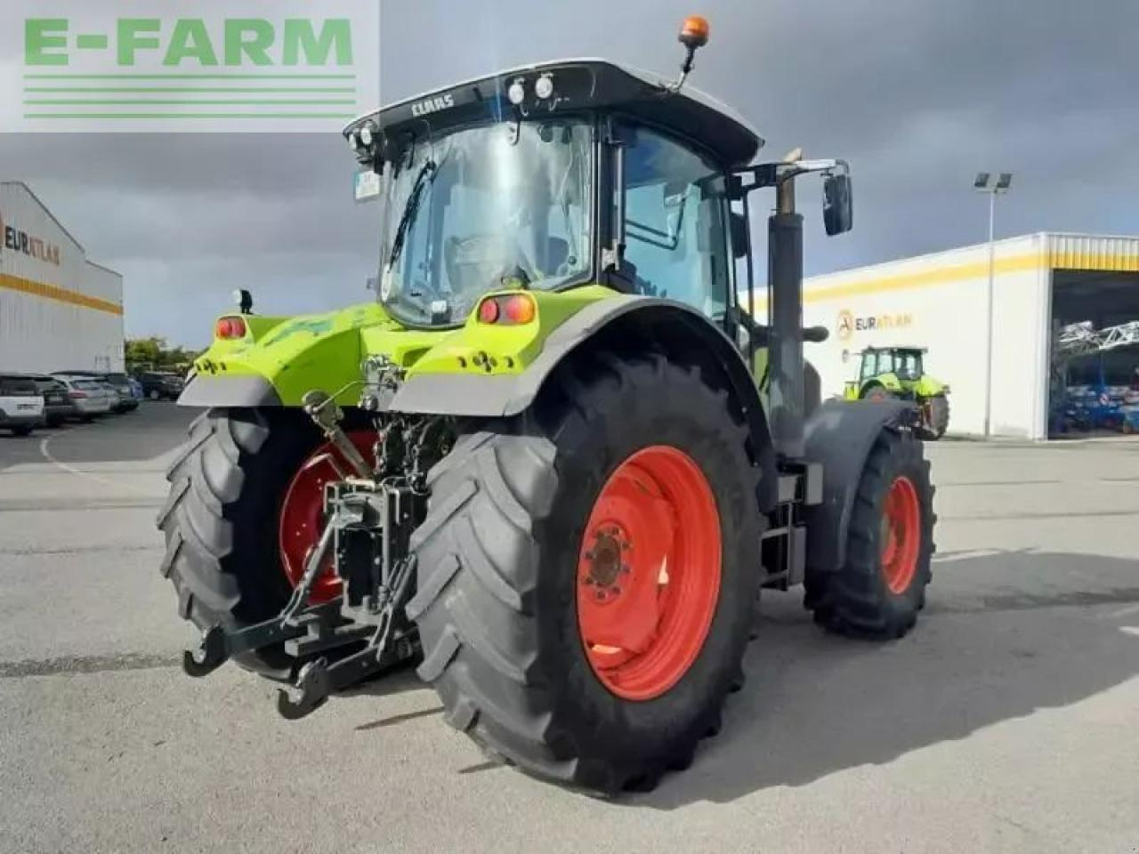 Farm tractor CLAAS arion620
