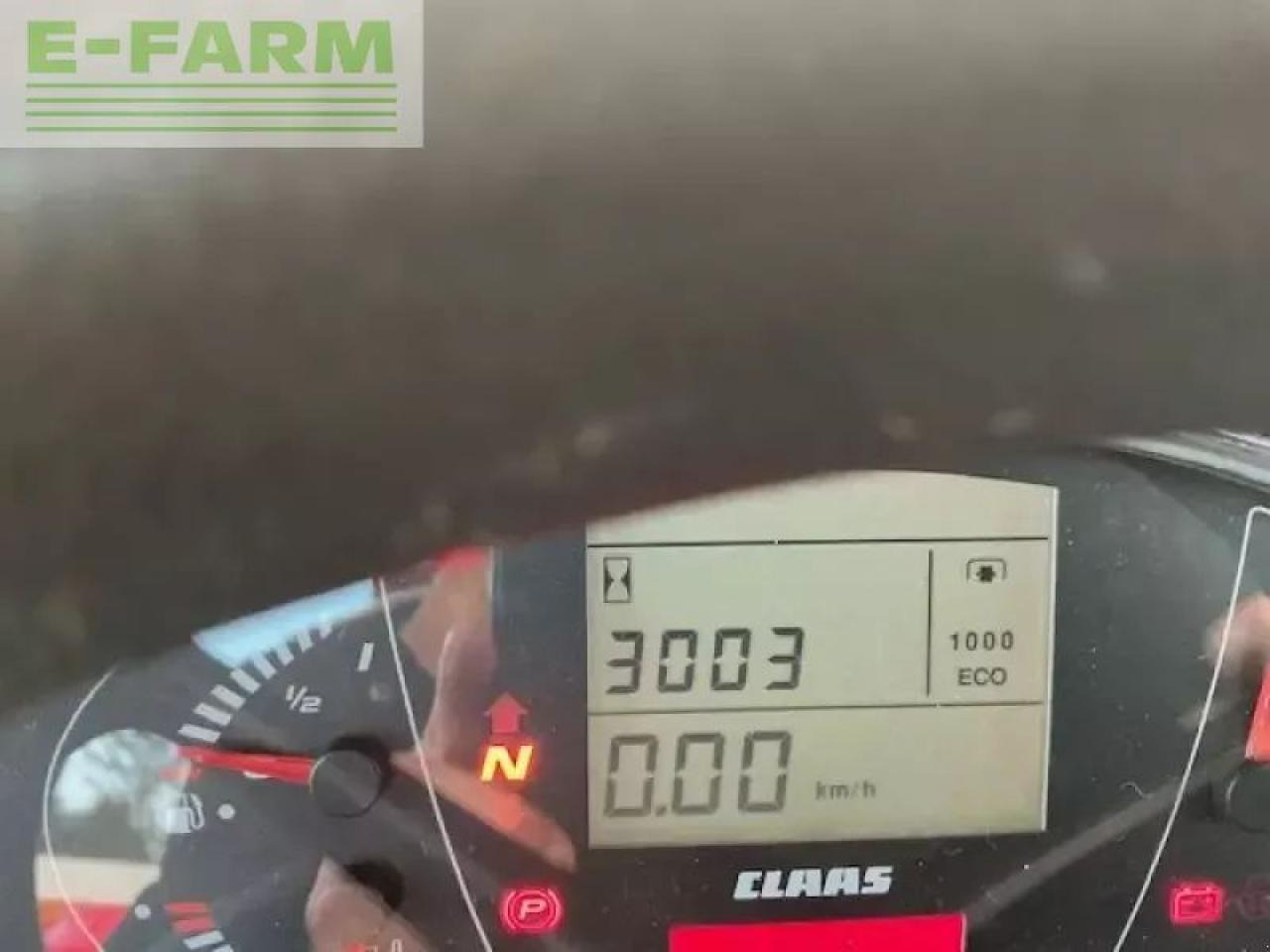 Farm tractor CLAAS arion620