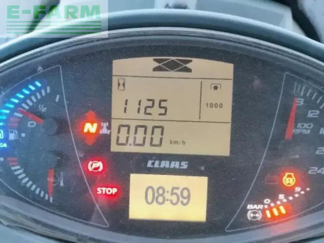 Farm tractor CLAAS arion650cmat