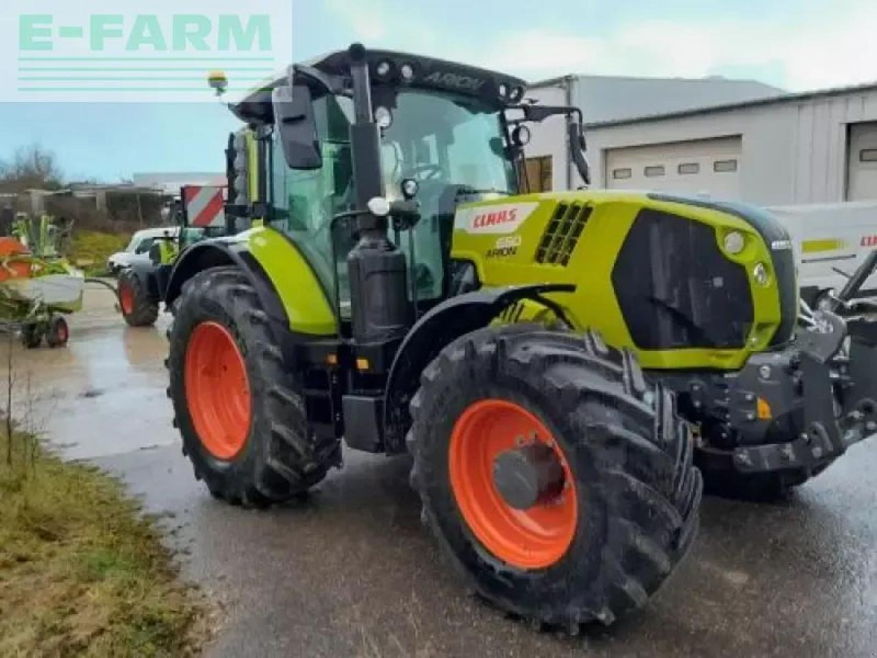 Farm tractor CLAAS arion650cmat