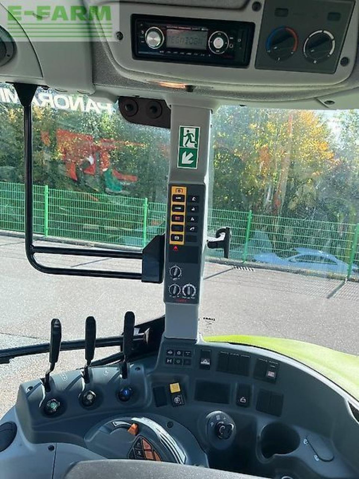 Farm tractor CLAAS arion 410