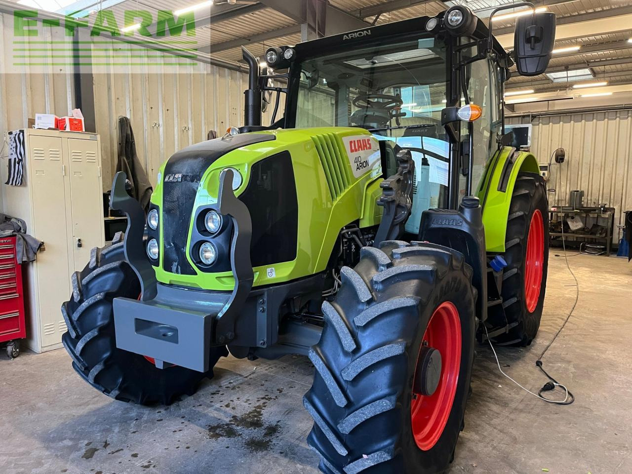 Farm tractor CLAAS arion 410 (a52/100)