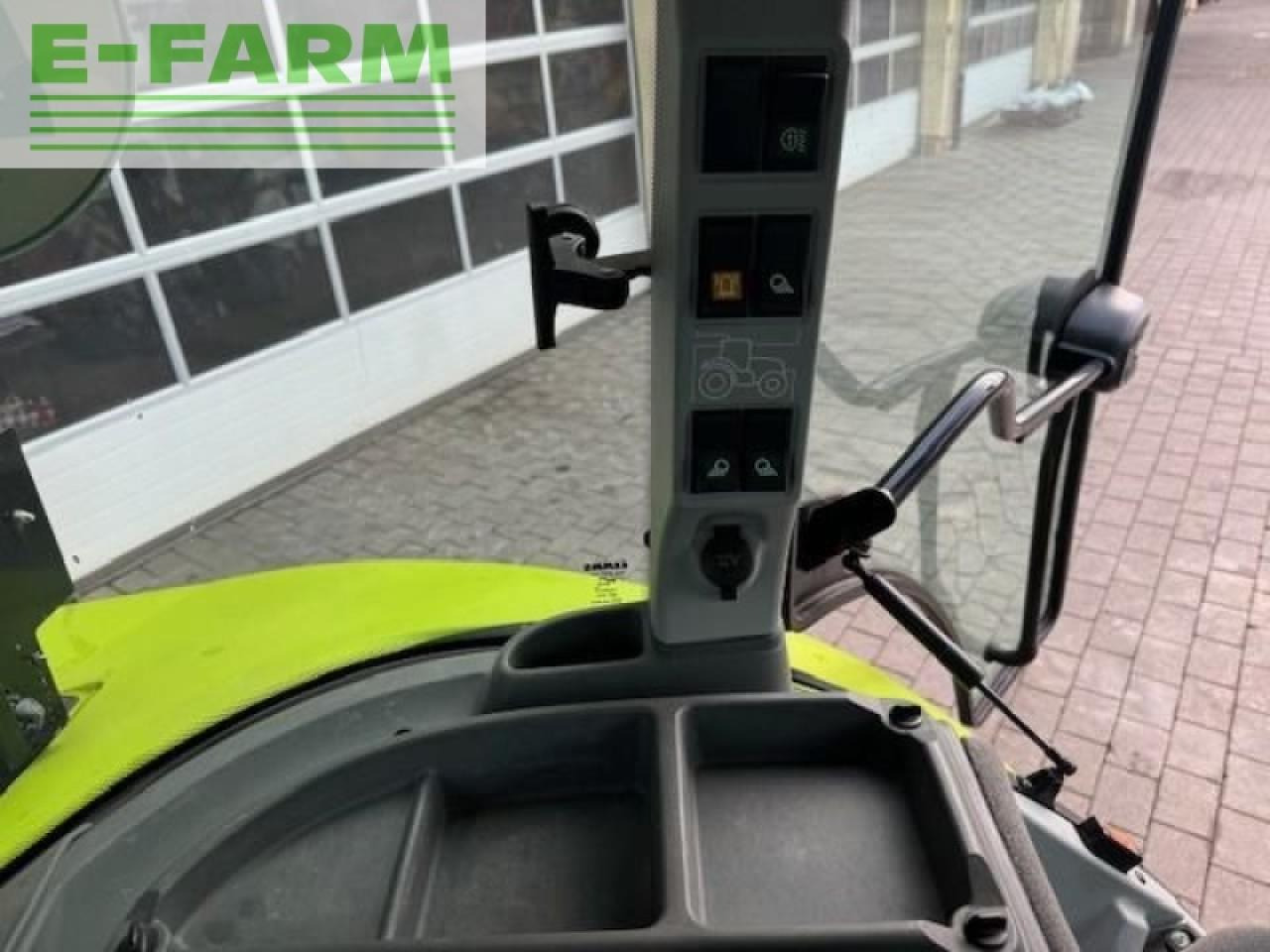 Farm tractor CLAAS arion 410 panoramic