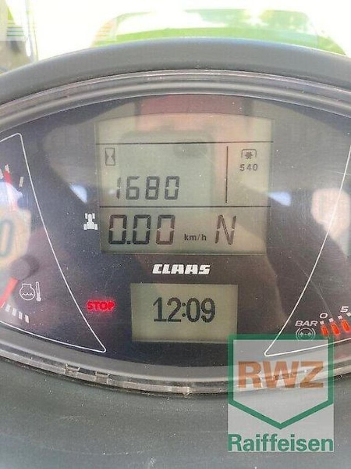 Farm tractor CLAAS arion 420