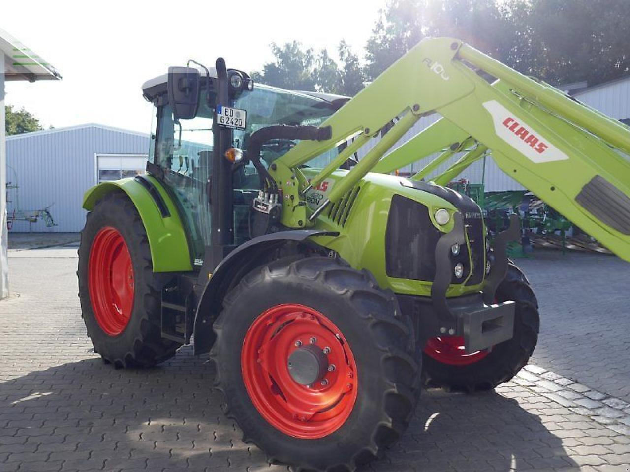 Farm tractor CLAAS arion 420