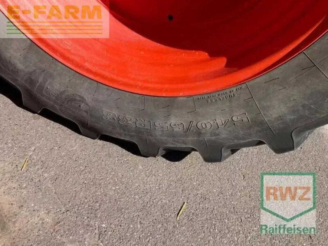 Farm tractor CLAAS arion 420