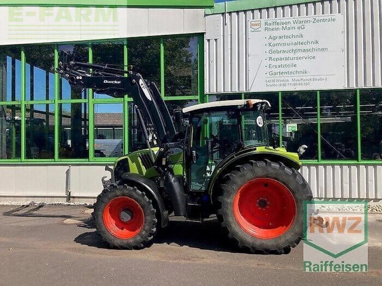 Farm tractor CLAAS arion 420