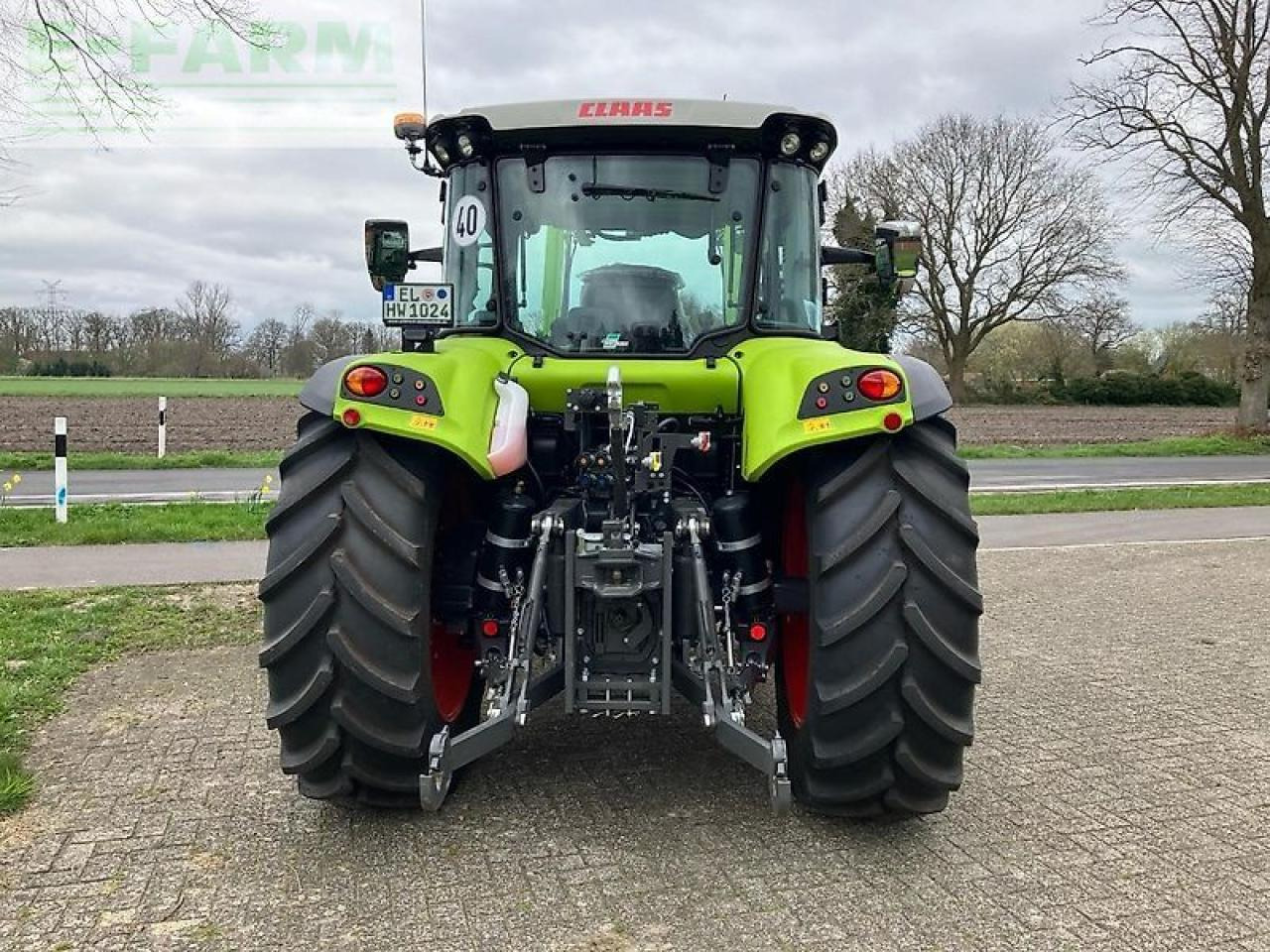 Farm tractor CLAAS arion 420 advanced