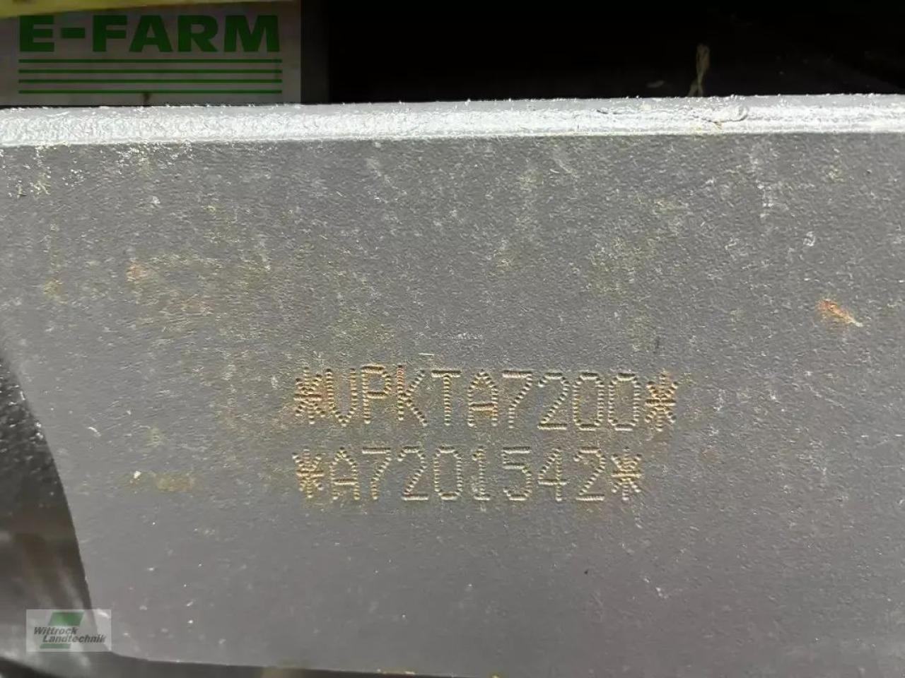 Farm tractor CLAAS arion 420 advanced