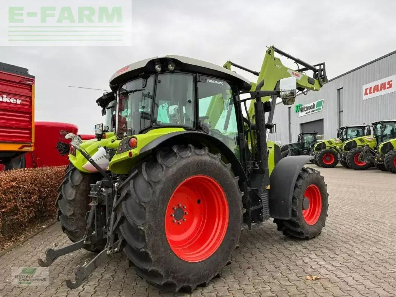 Farm tractor CLAAS arion 420 advanced