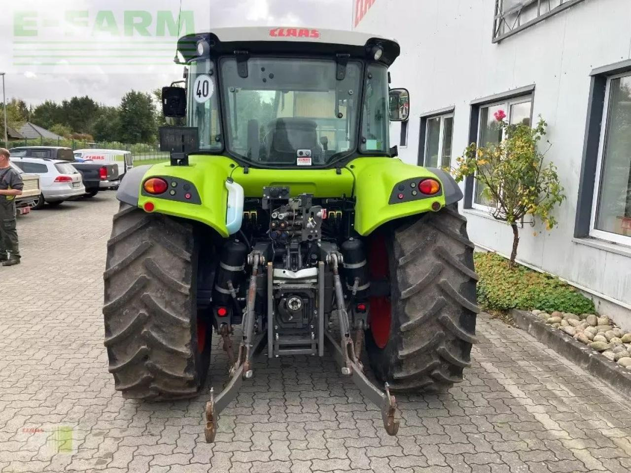 Farm tractor CLAAS arion 420 basic