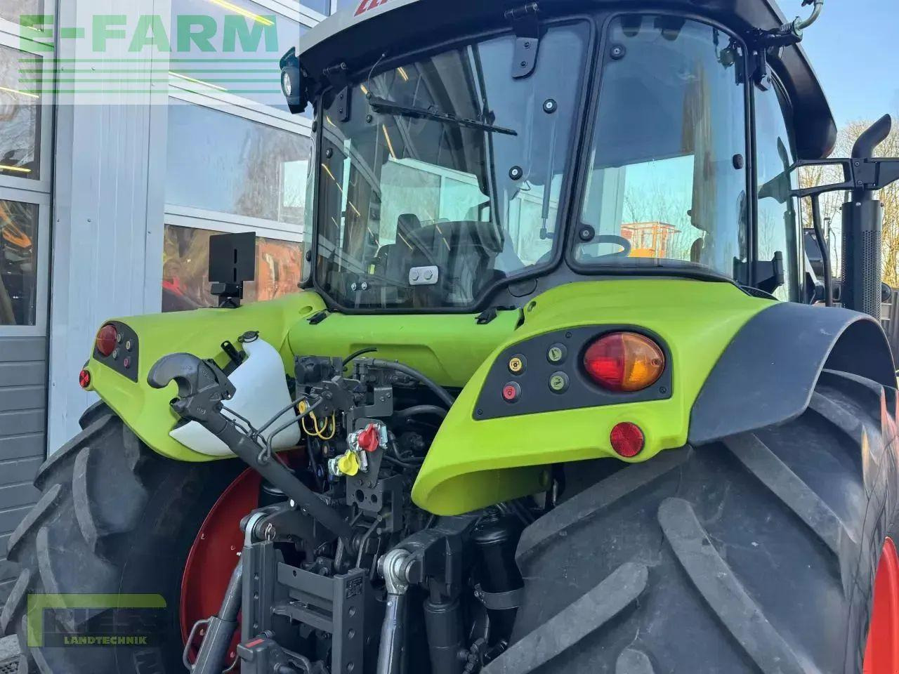 Farm tractor CLAAS arion 420 cis a32