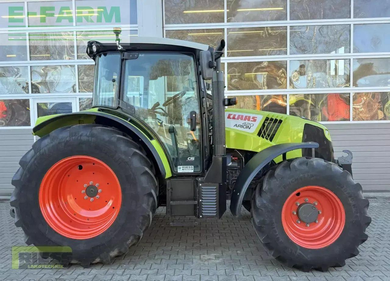 Farm tractor CLAAS arion 420 cis a32