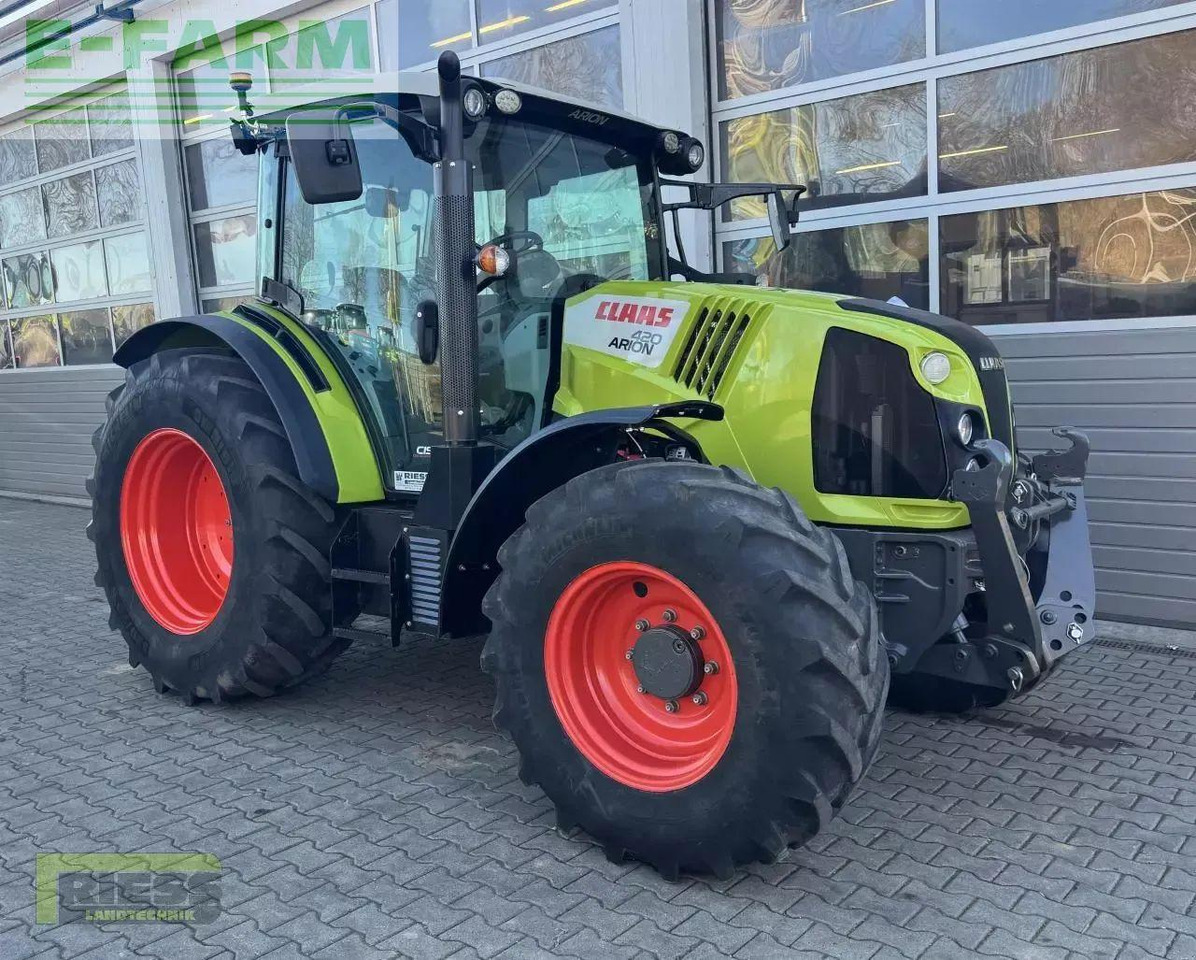 Farm tractor CLAAS arion 420 cis a32