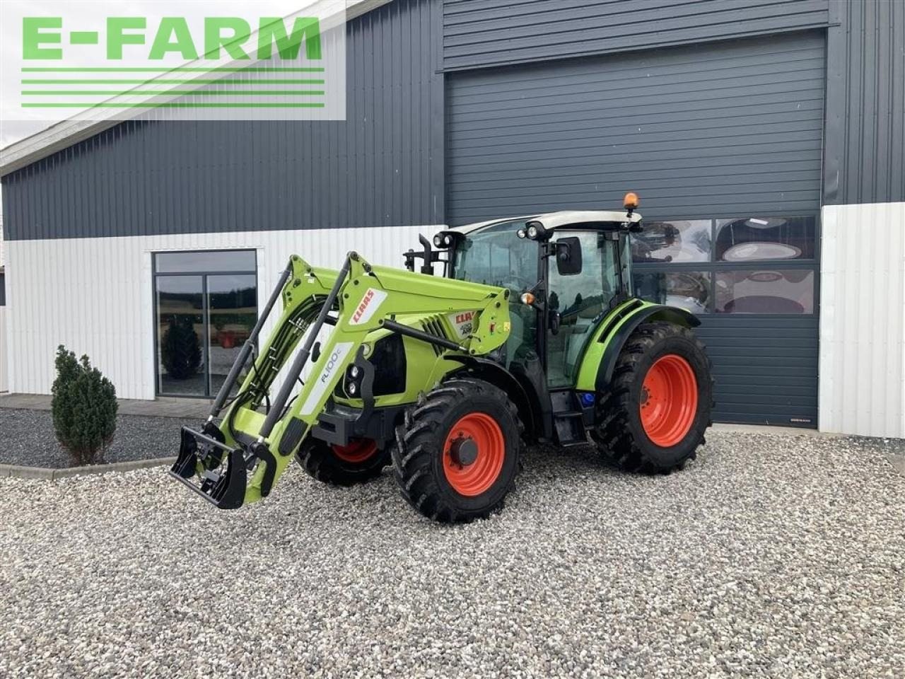 Farm tractor CLAAS arion 420 cis m/frontlæsser