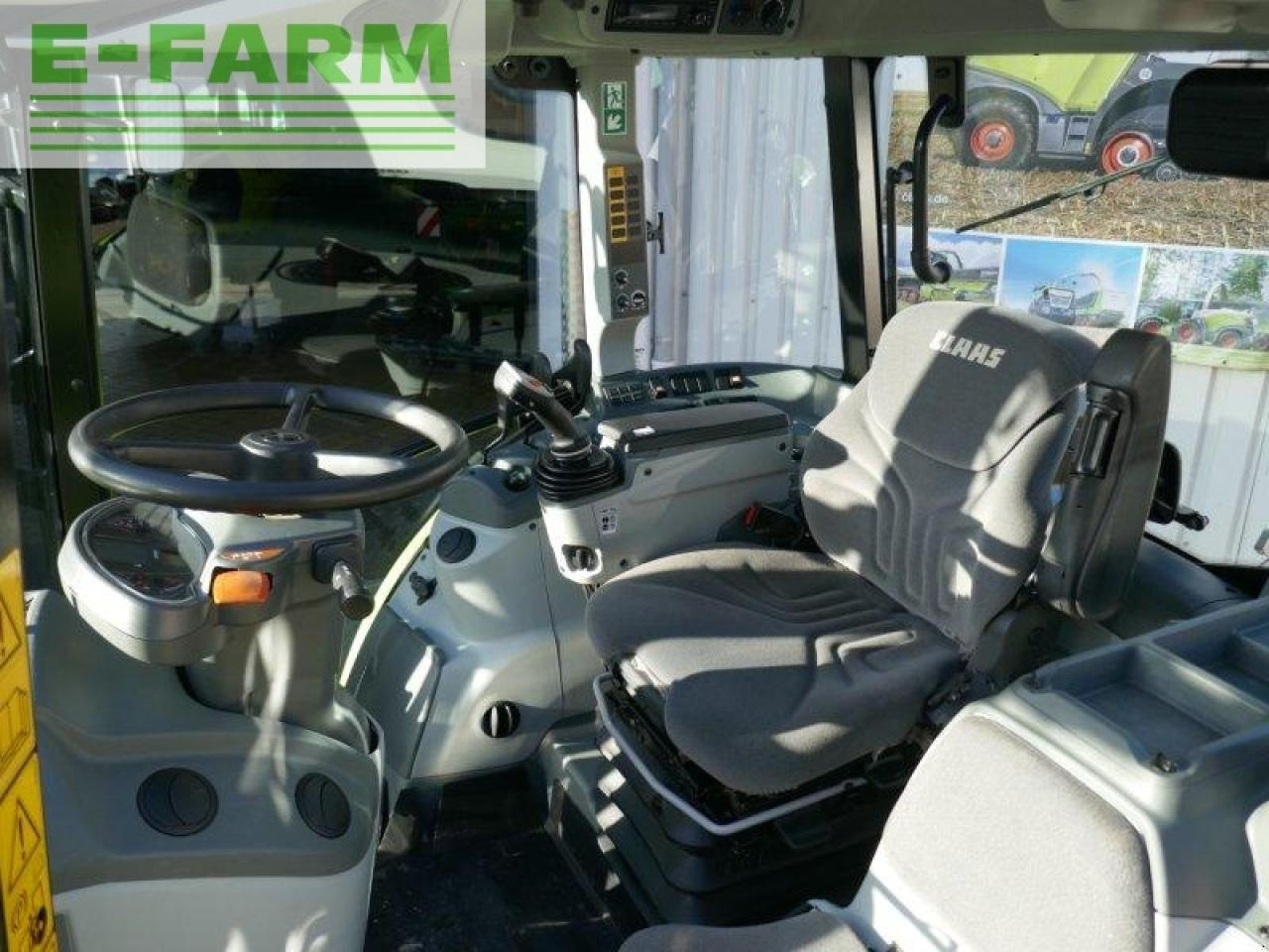 Farm tractor CLAAS arion 420 panoramic
