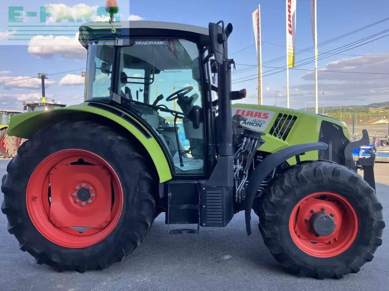 Farm tractor CLAAS arion 420 panoramic + batis