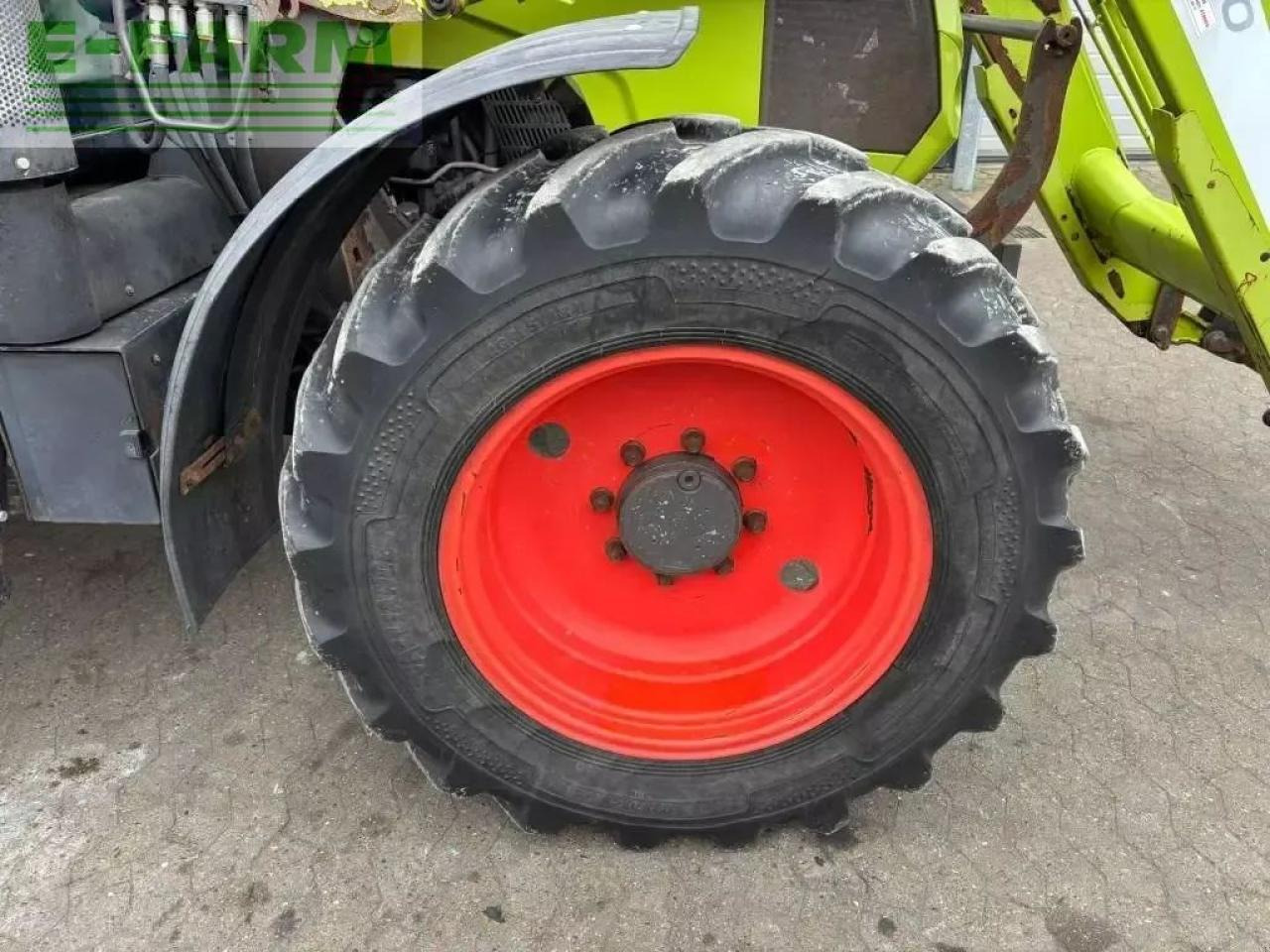 Farm tractor CLAAS arion 430 cis