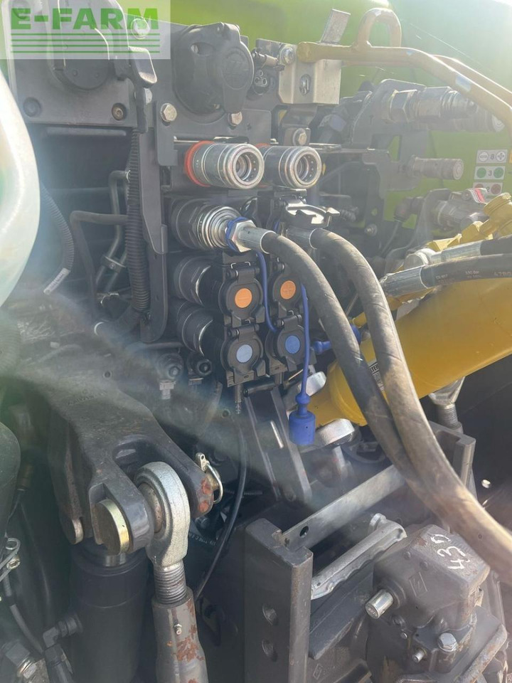 Farm tractor CLAAS arion 430 cis+