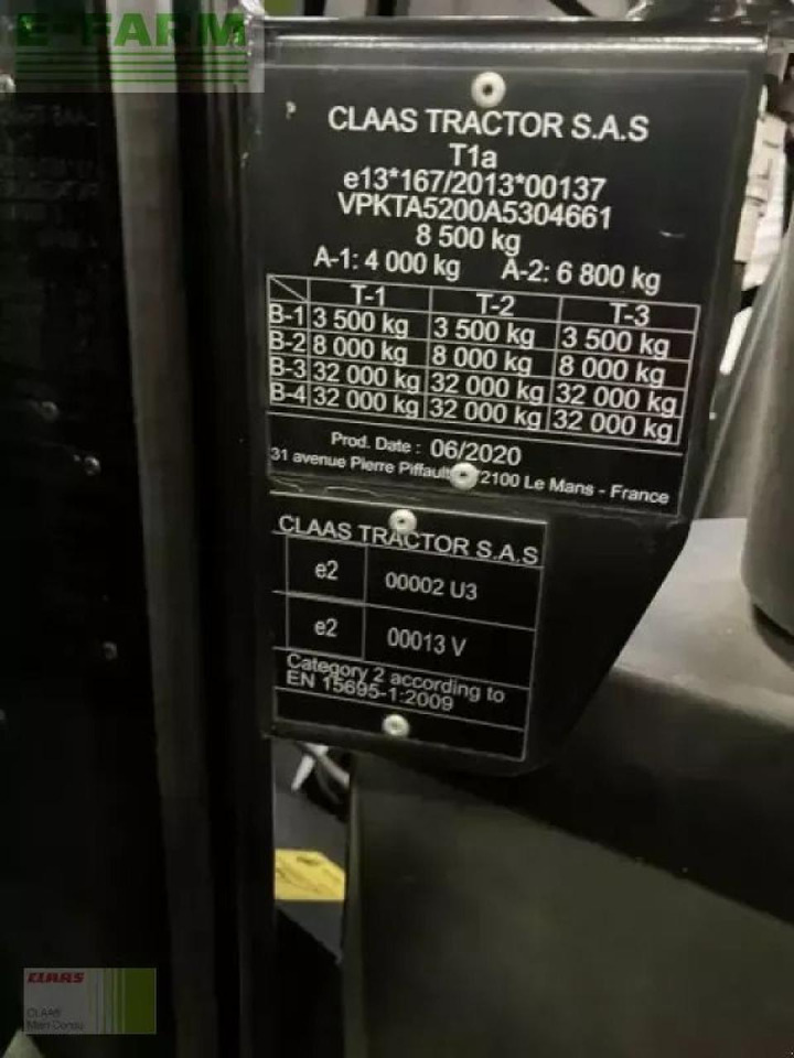 Farm tractor CLAAS arion 440