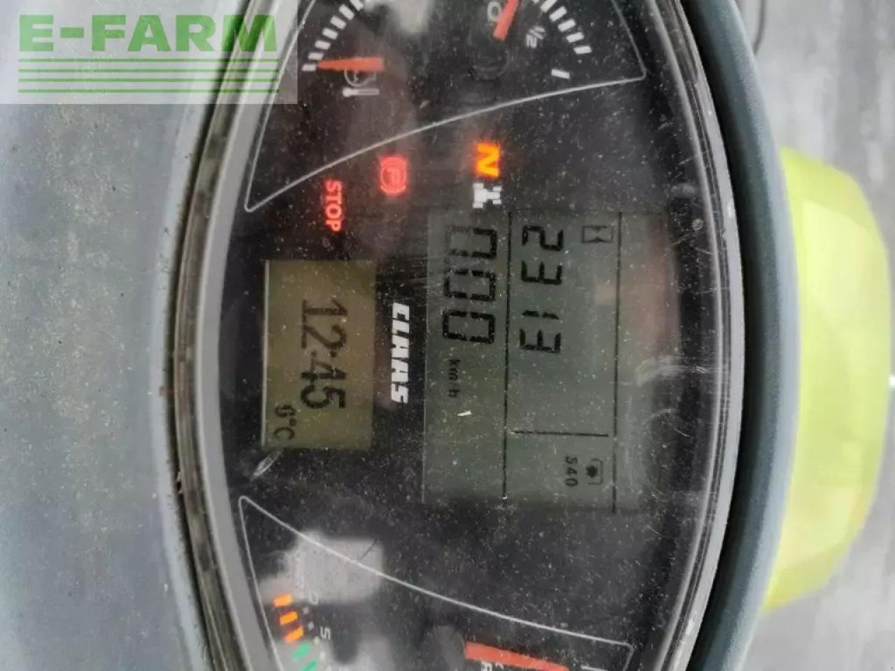 Farm tractor CLAAS arion 440