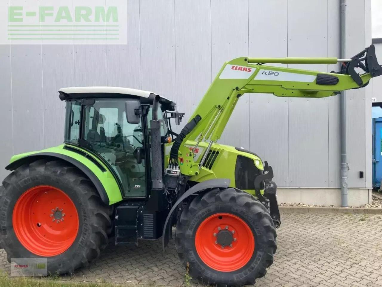 Farm tractor CLAAS arion 440