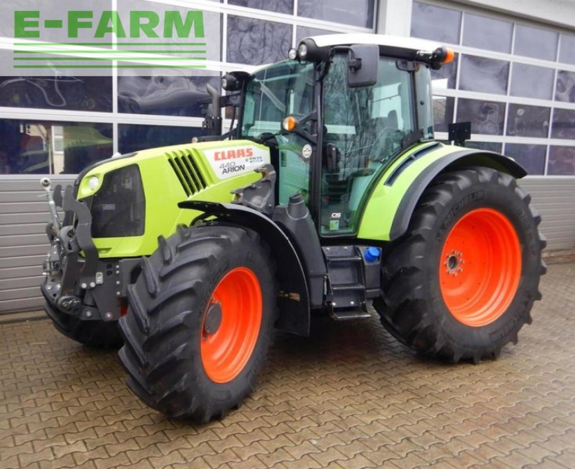 Farm tractor CLAAS arion 440 cis+