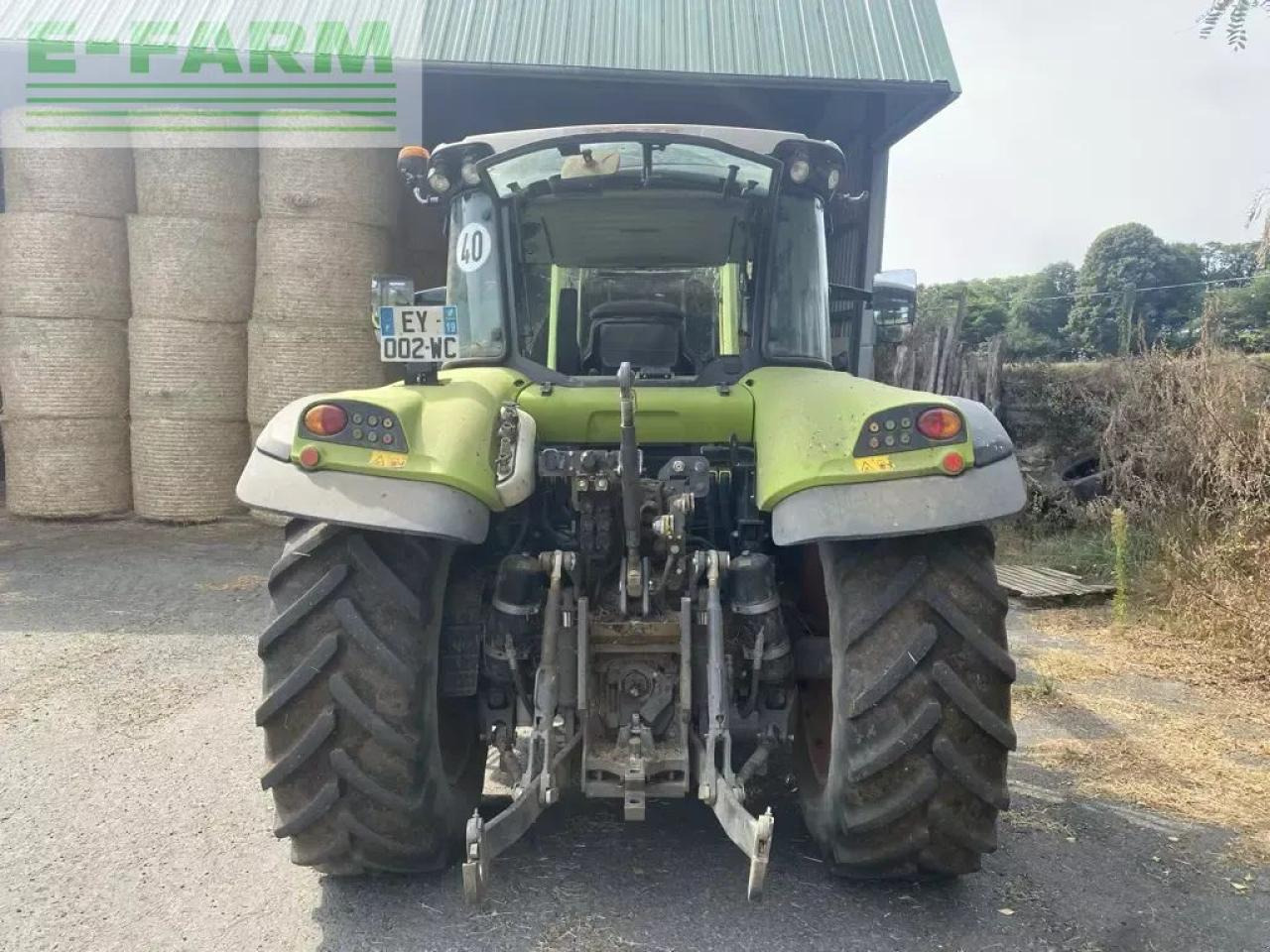 Farm tractor CLAAS arion 440 toit haut
