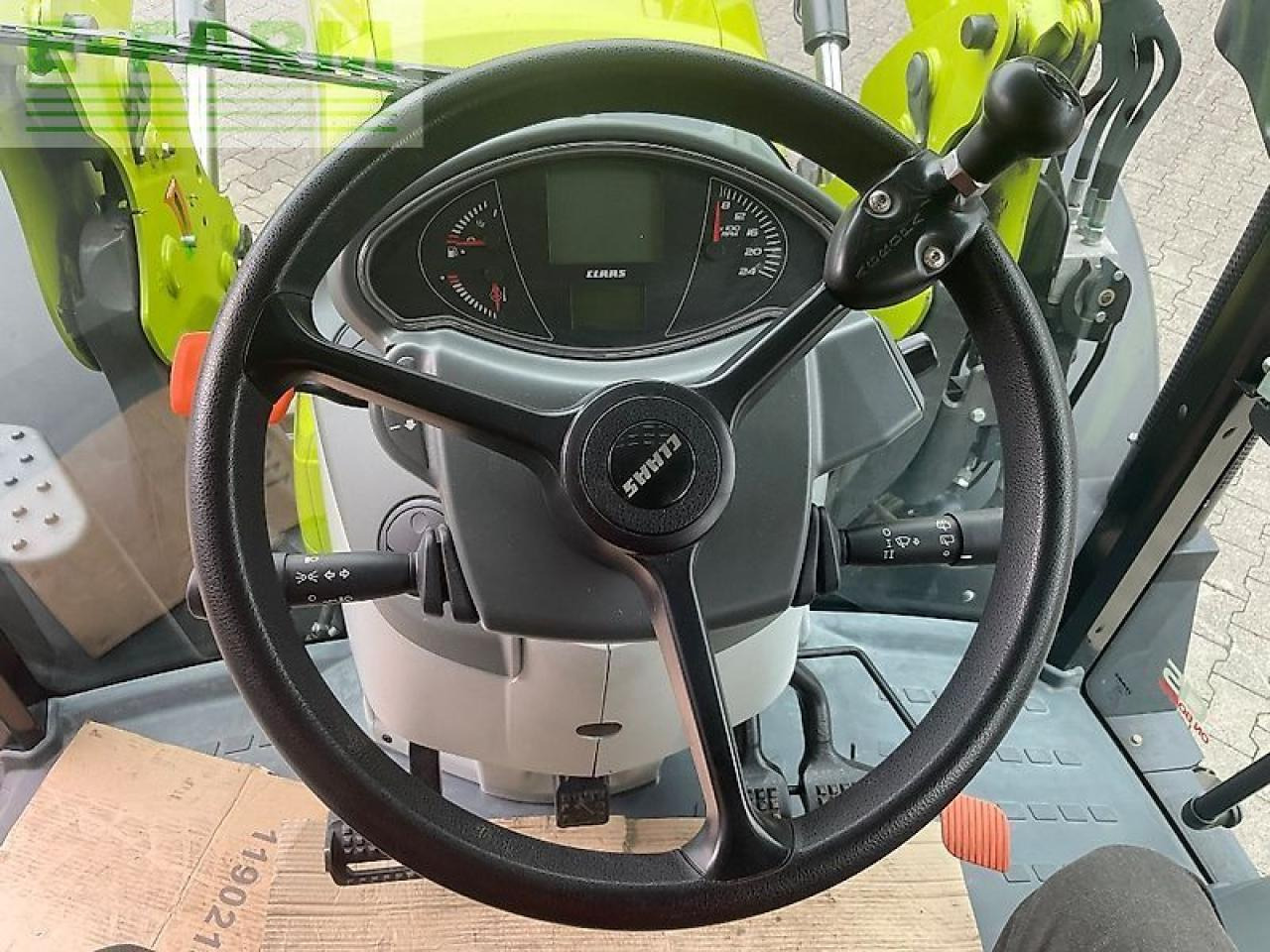 Farm tractor CLAAS arion 450 cis CIS