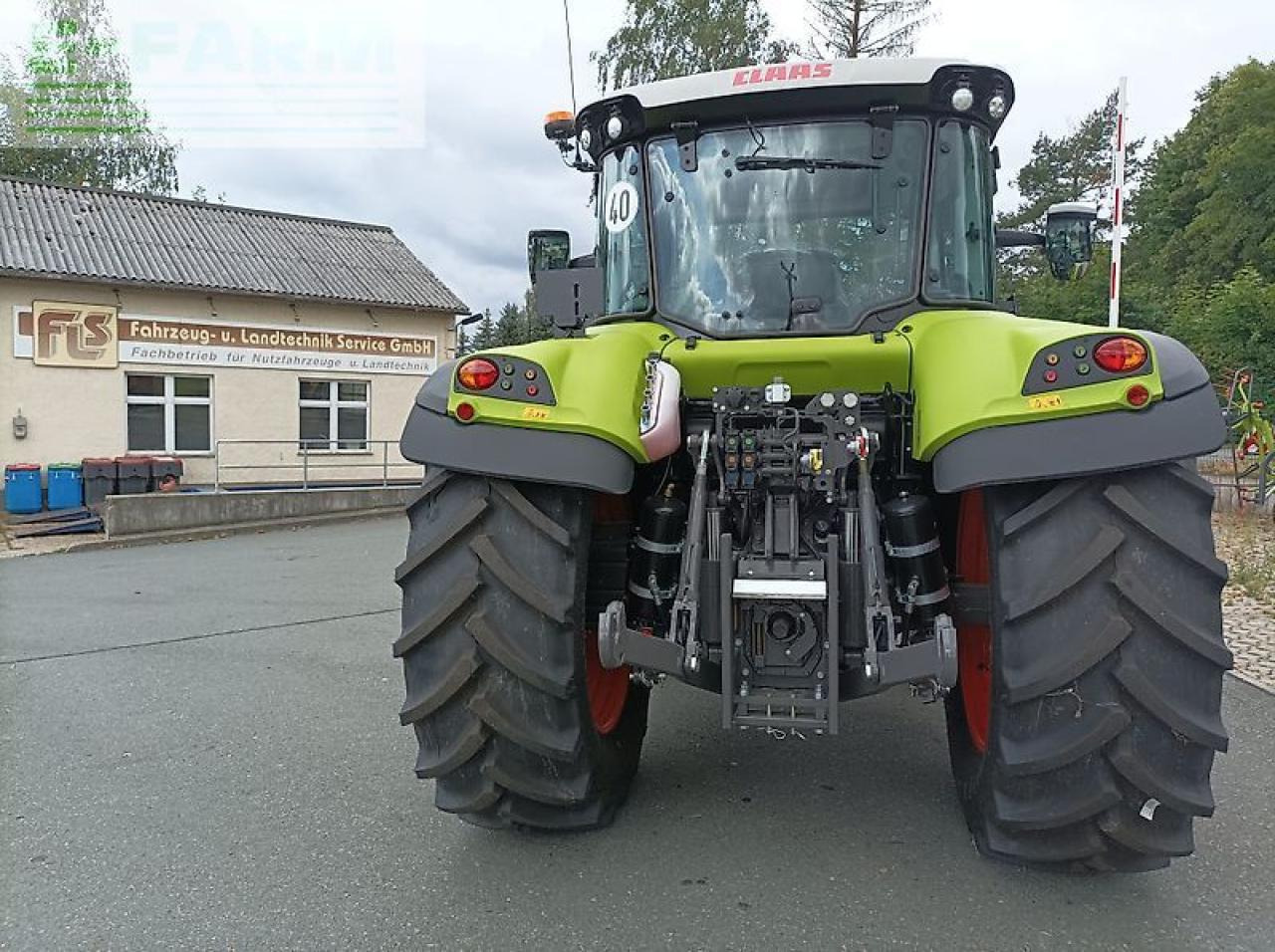 Farm tractor CLAAS arion 450 cis CIS
