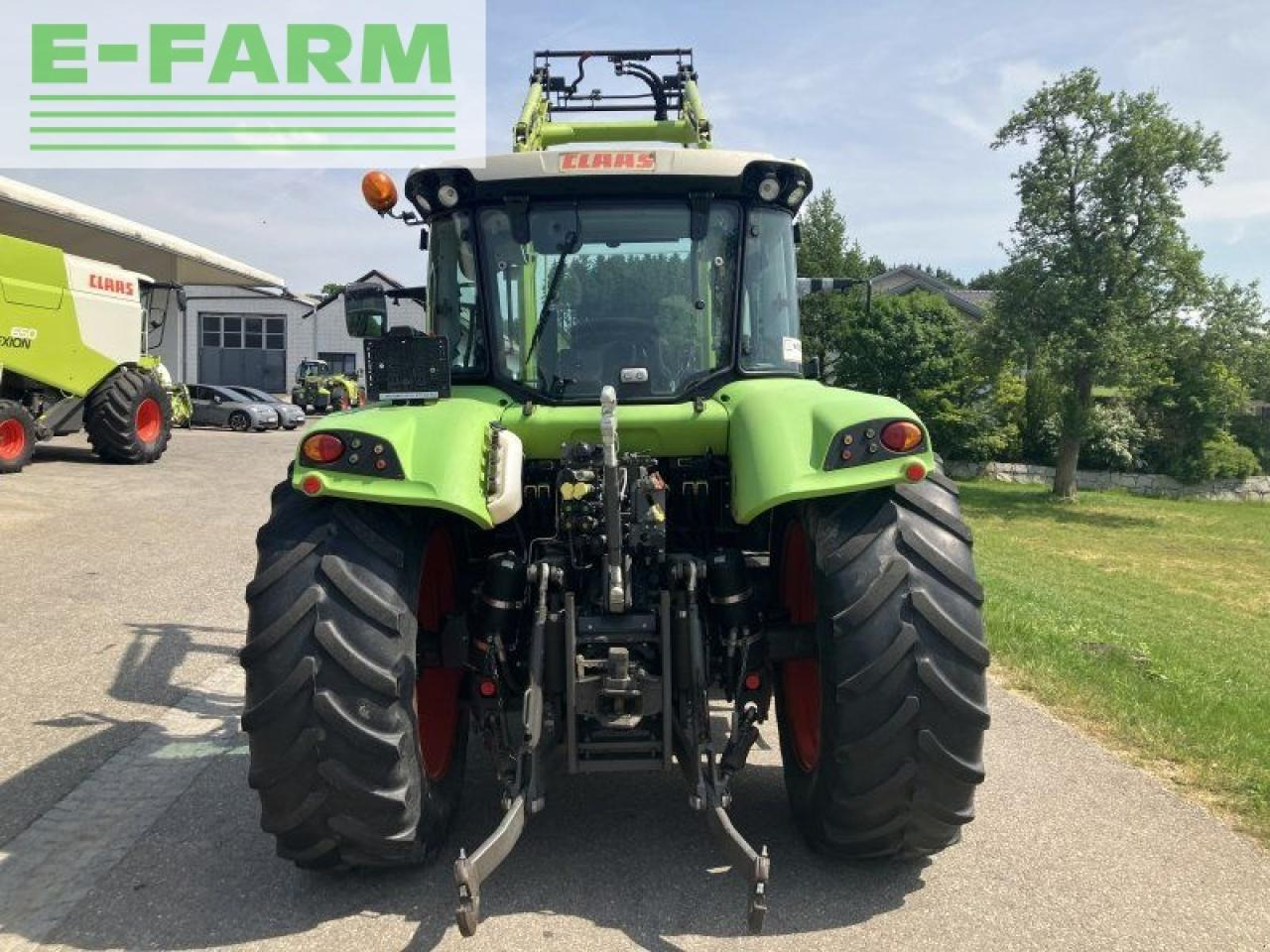 Farm tractor CLAAS arion 450 cis panoramic