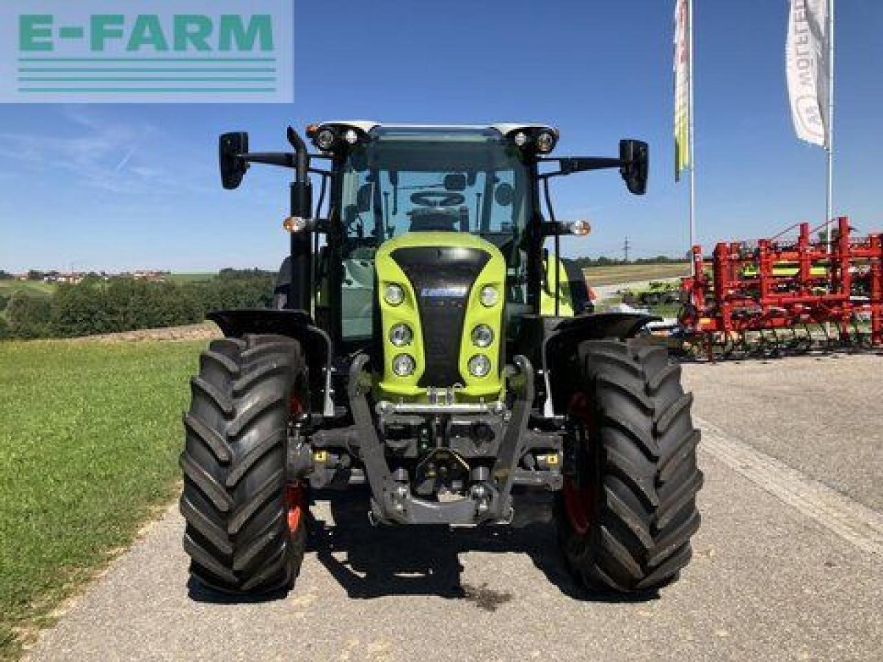 Farm tractor CLAAS arion 450 cis panoramic CIS