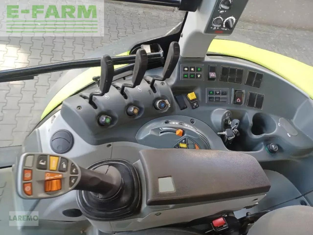 Farm tractor CLAAS arion 460 cis CIS