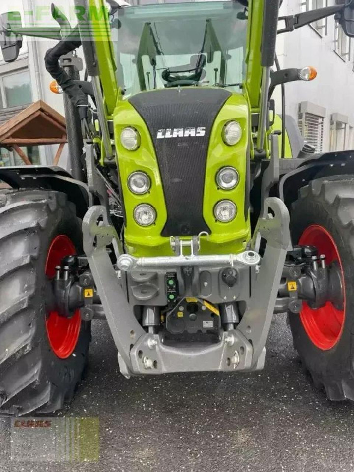 Farm tractor CLAAS arion 470