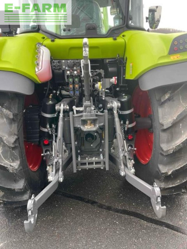 Farm tractor CLAAS arion 470