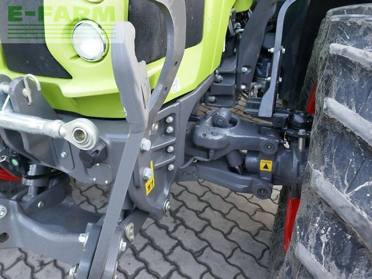 Farm tractor CLAAS arion 470 cis
