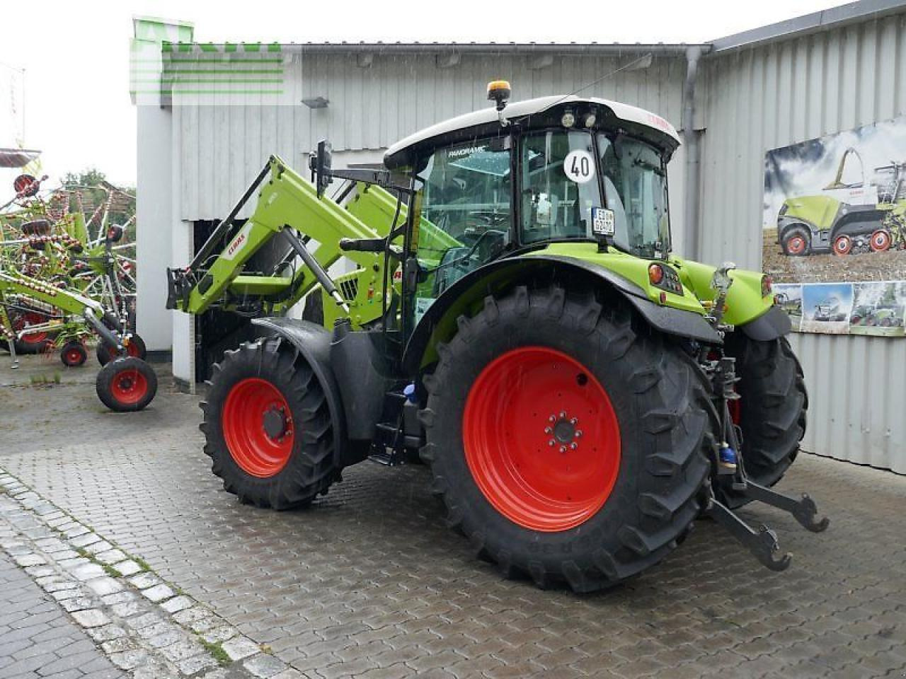Farm tractor CLAAS arion 470 cis