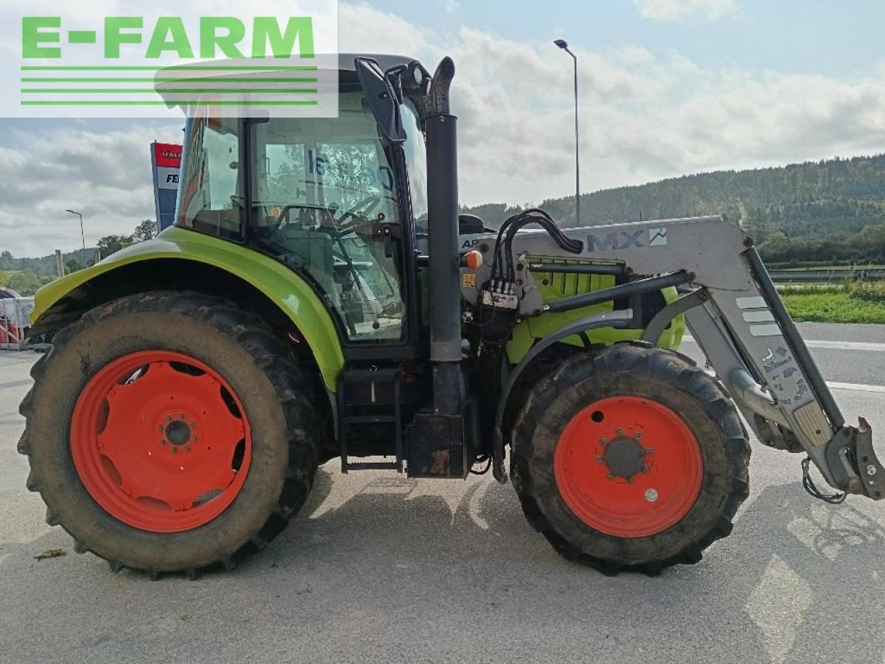 Farm tractor CLAAS arion 510