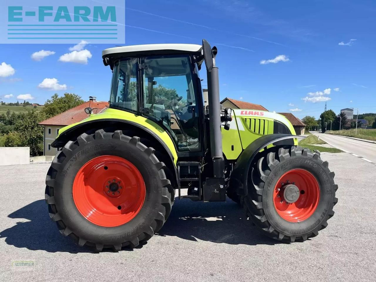 Farm tractor CLAAS arion 520