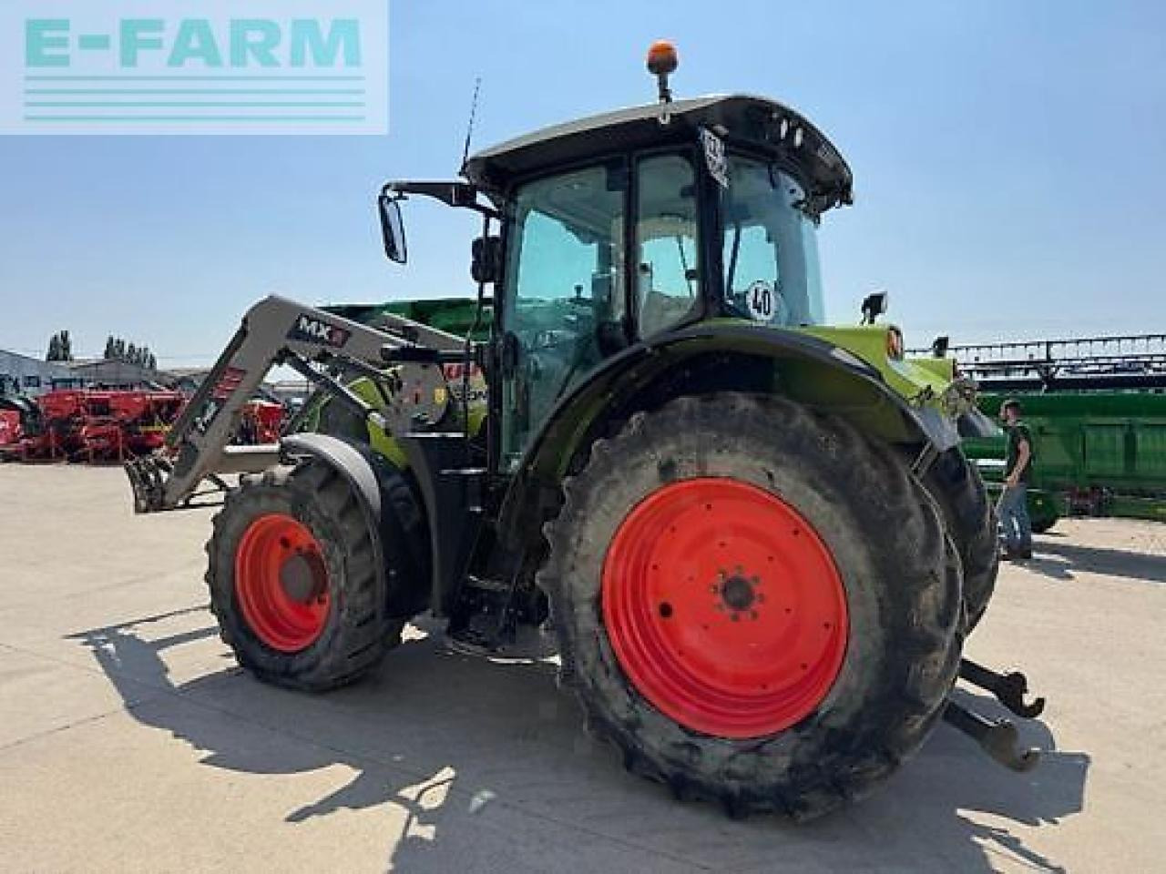 Farm tractor CLAAS arion 520
