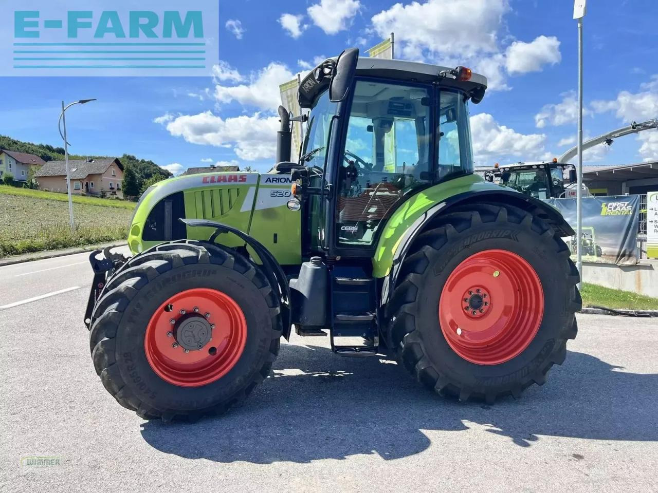 Farm tractor CLAAS arion 520