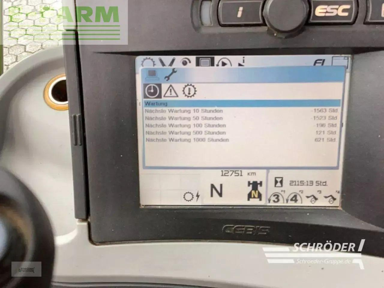 Farm tractor CLAAS arion 520 cebis