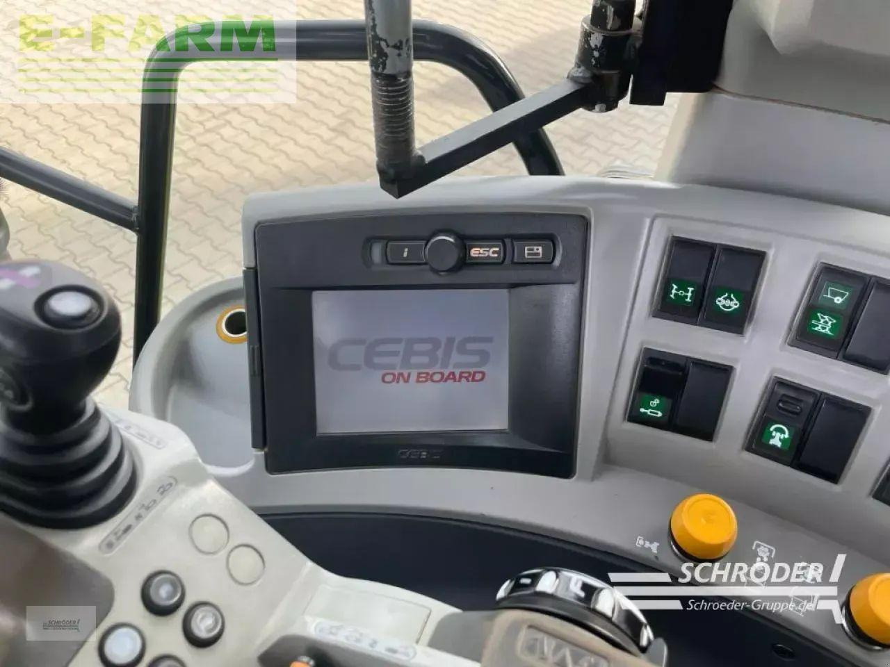 Farm tractor CLAAS arion 520 cebis