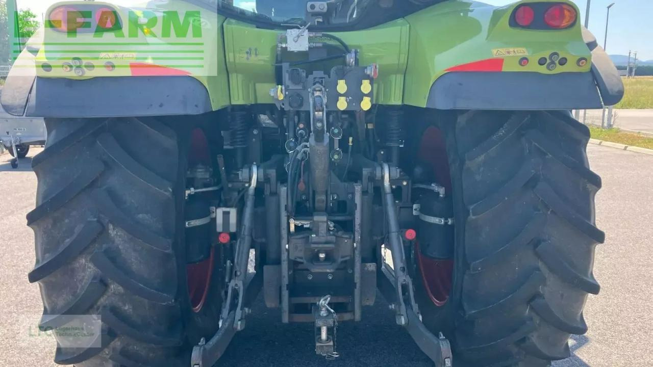 Farm tractor CLAAS arion 530